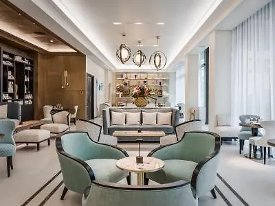 **** Hotel B4 Park Nice France