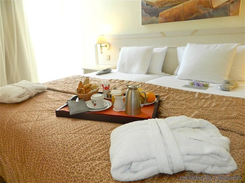 **** Hotell B4 Park Nice Frankrike