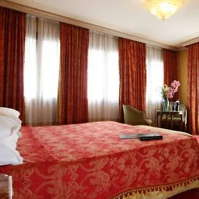B4 Park Nice Hotell
