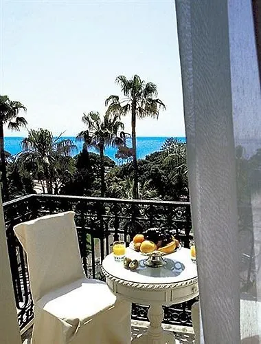B4 Park Nice Hotell