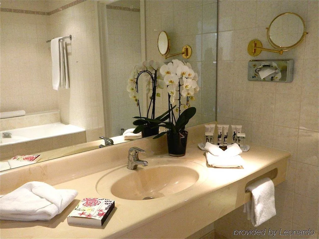 B4 Park Nice Hotel