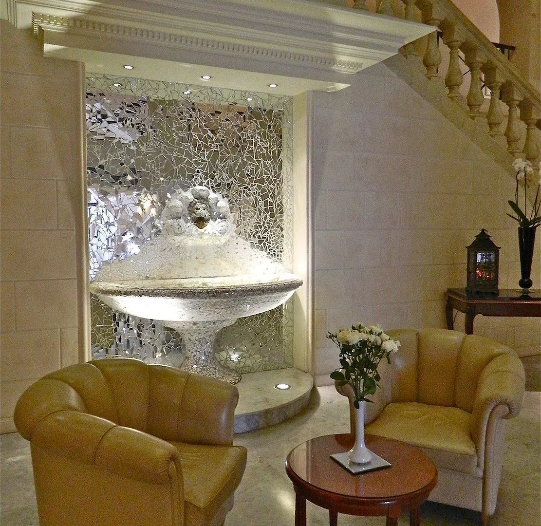 Hotel B4 Park Nice