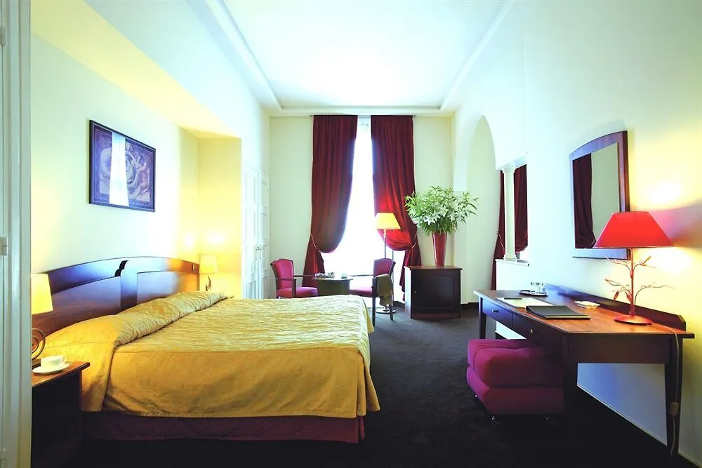 B4 Park Nice Hotel